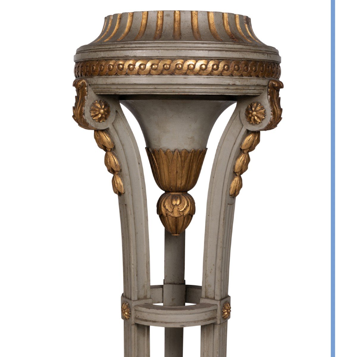 Sellette de style Louis XVI en bois sculpt&eacute;, laqu&eacute; et dor&eacute;, XIXe-photo-1