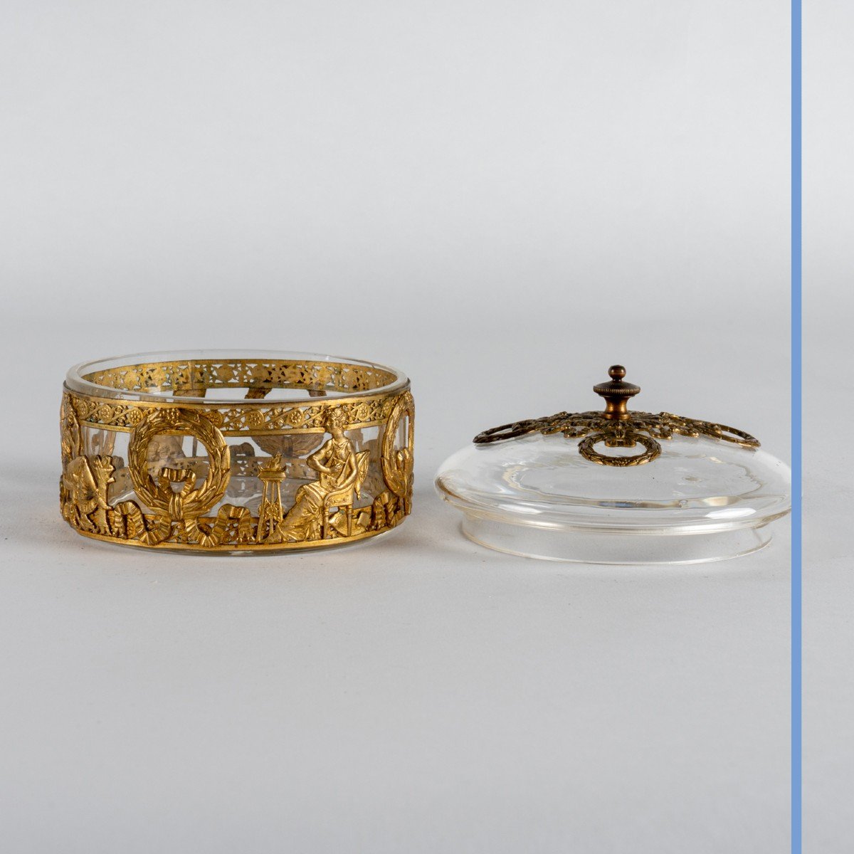 Poudrier en cristal et bronze doré de  style Empire, XIXe-photo-2