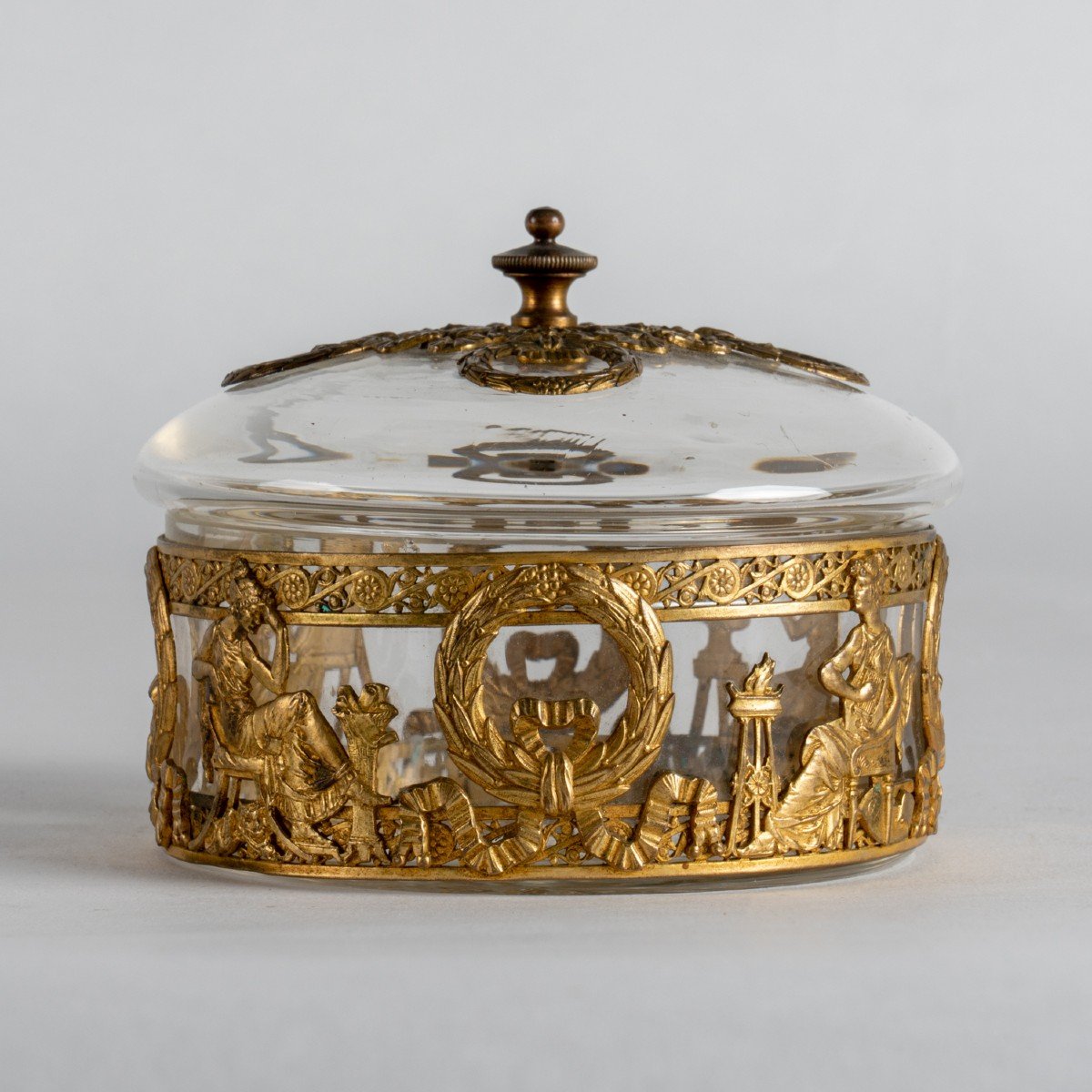 Poudrier en cristal et bronze doré de  style Empire, XIXe
