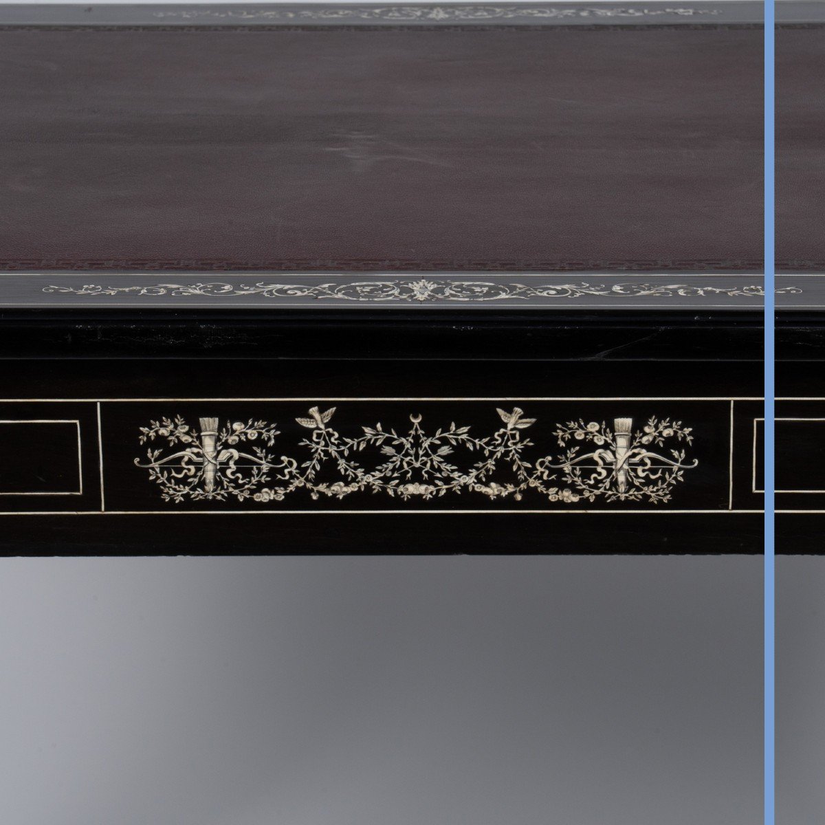 Charles Hunsinger (1823-1893), bureau plat, entre 1870 et 1872-photo-3