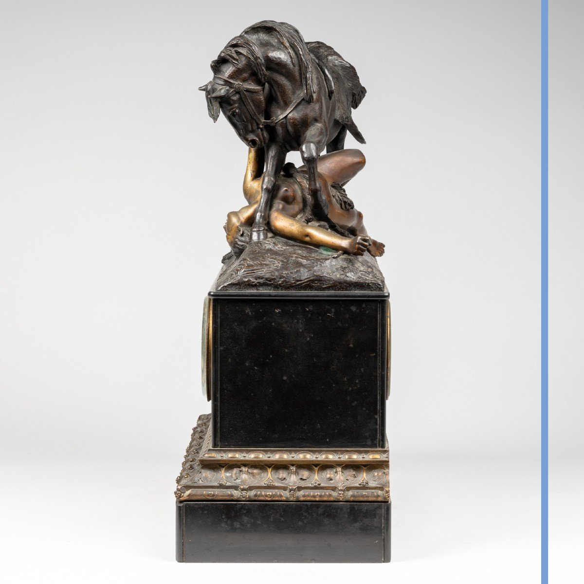 Théodore Gechter (1796-1844), L'amazone  blessée, pendule en marbre noir, XIXe-photo-3