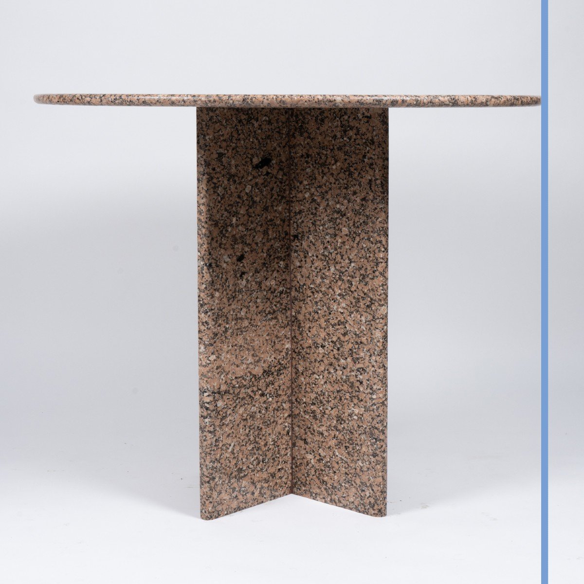 Table-photo-2