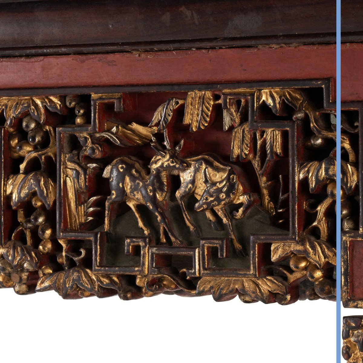 Miroir en bois exotique finement sculpté, laque rouge et dorure, Chine, XIXe-photo-2