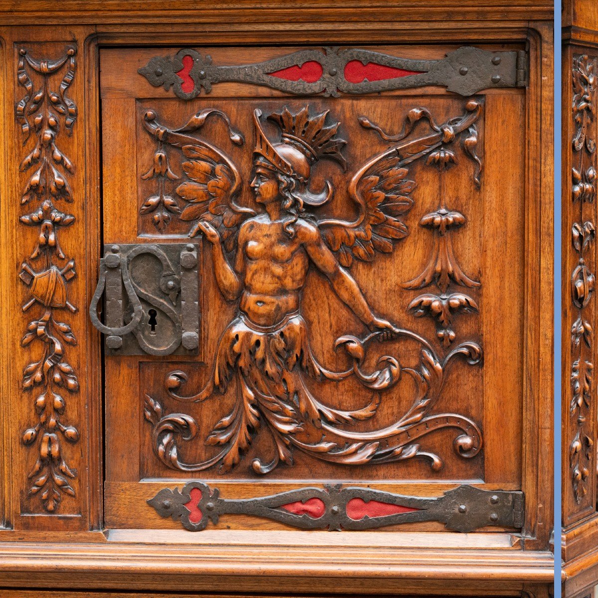 Cr&eacute;dence n&eacute;o-gothique en noyer sculpt&eacute;, XXe-photo-5