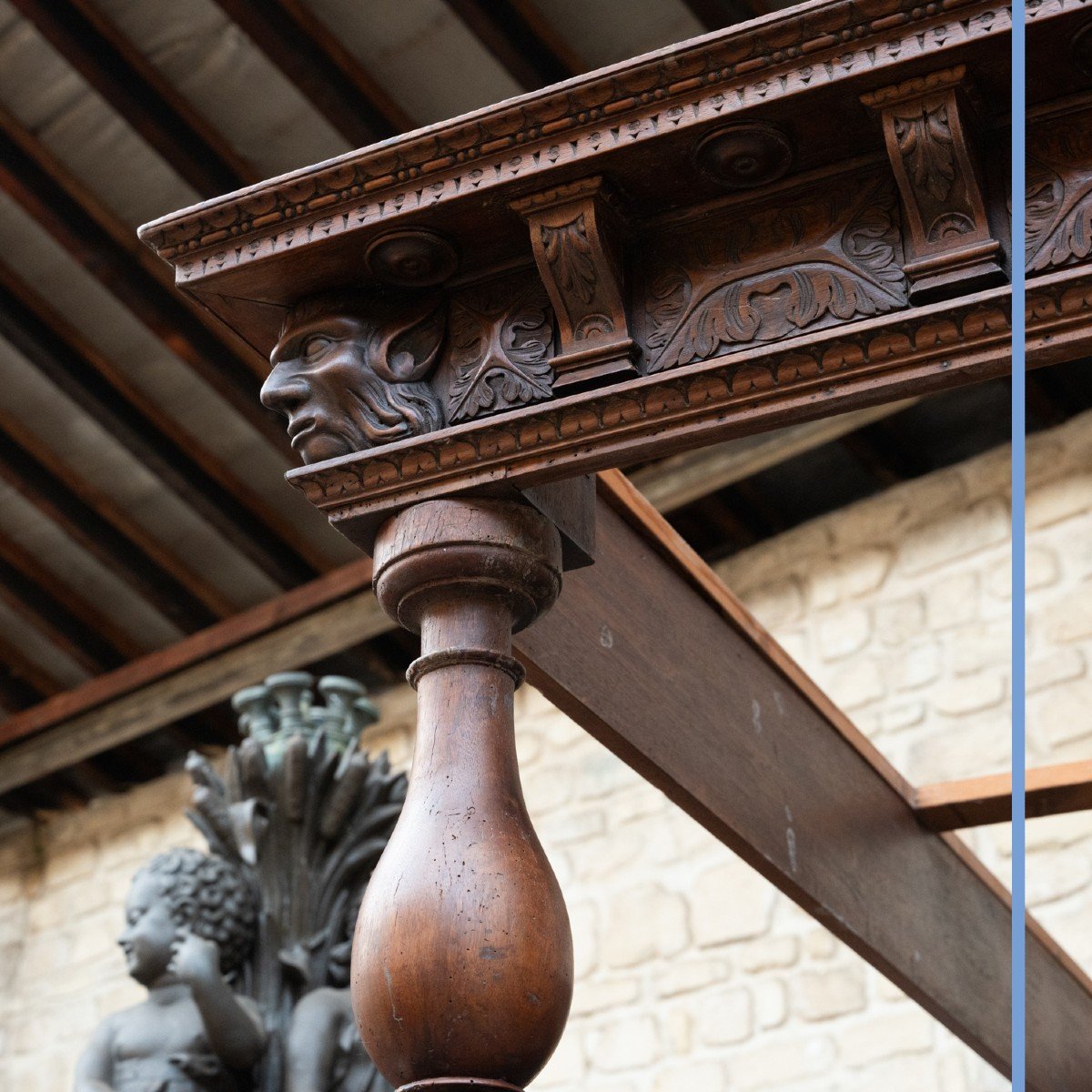 Lit &agrave; baldaquin n&eacute;o-renaissance en noyer sculpt&eacute;, XIXe-photo-1