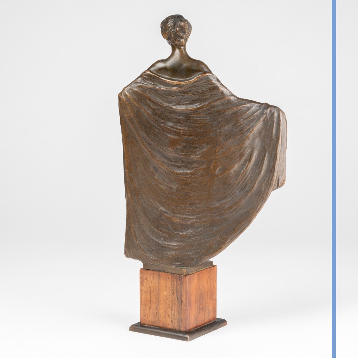 Otto Hofner (1879-1946), Nue &agrave; la cape , sujet en bronze, XIXe-photo-3