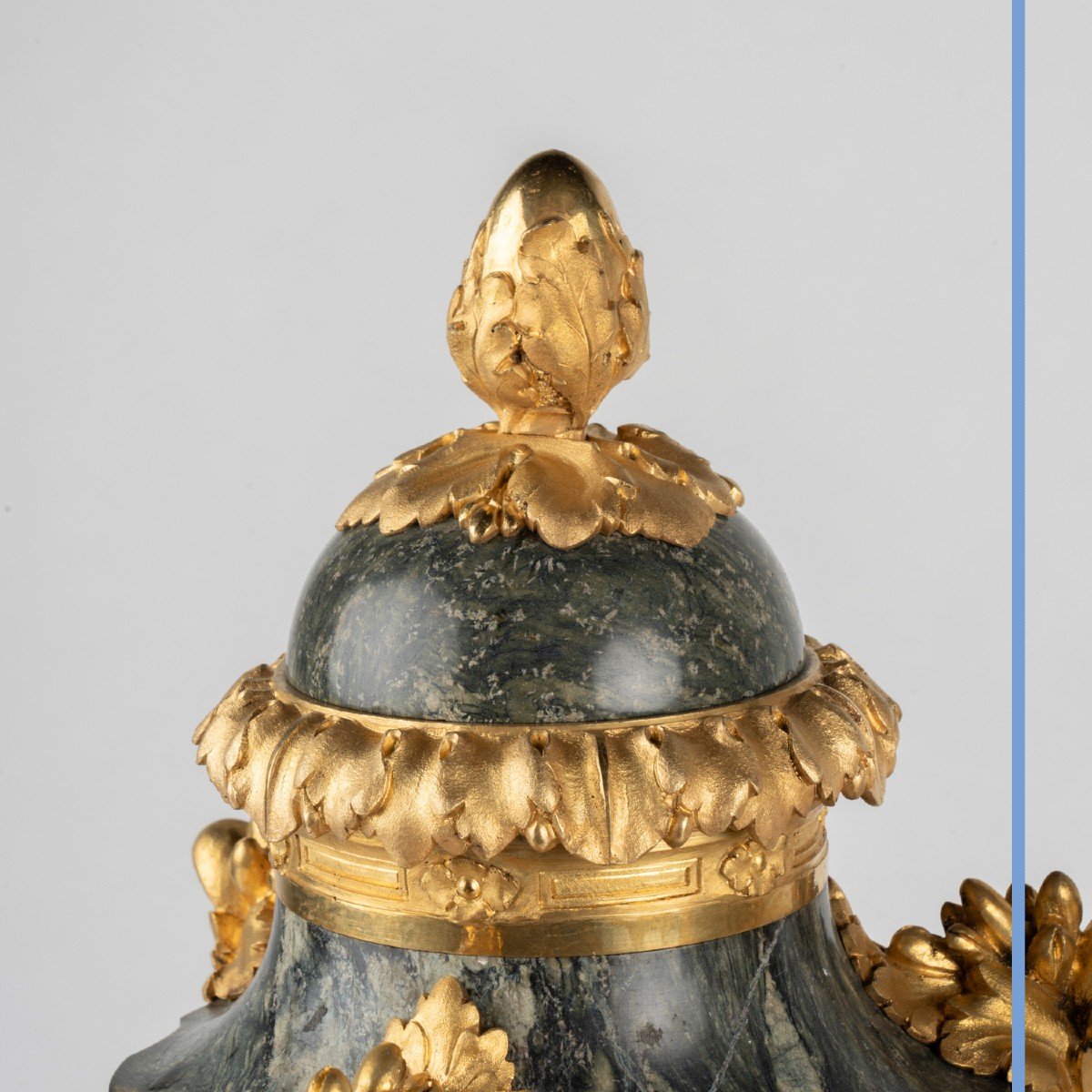 Susse Fr&egrave;res et F. Rambaud (XIXe), Paire de cassolettes de style Louis XVI, XIXe-photo-4