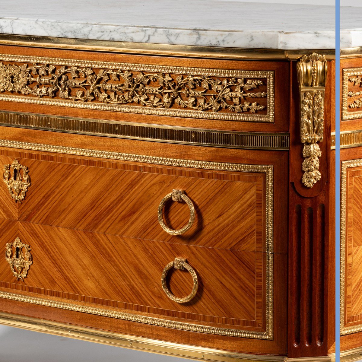 D&rsquo;apr&egrave;s le mod&egrave;le livr&eacute; par Jean-Fran&ccedil;ois Leleu (1729-1807) &agrave; Versailles, commode, XIXe-photo-4