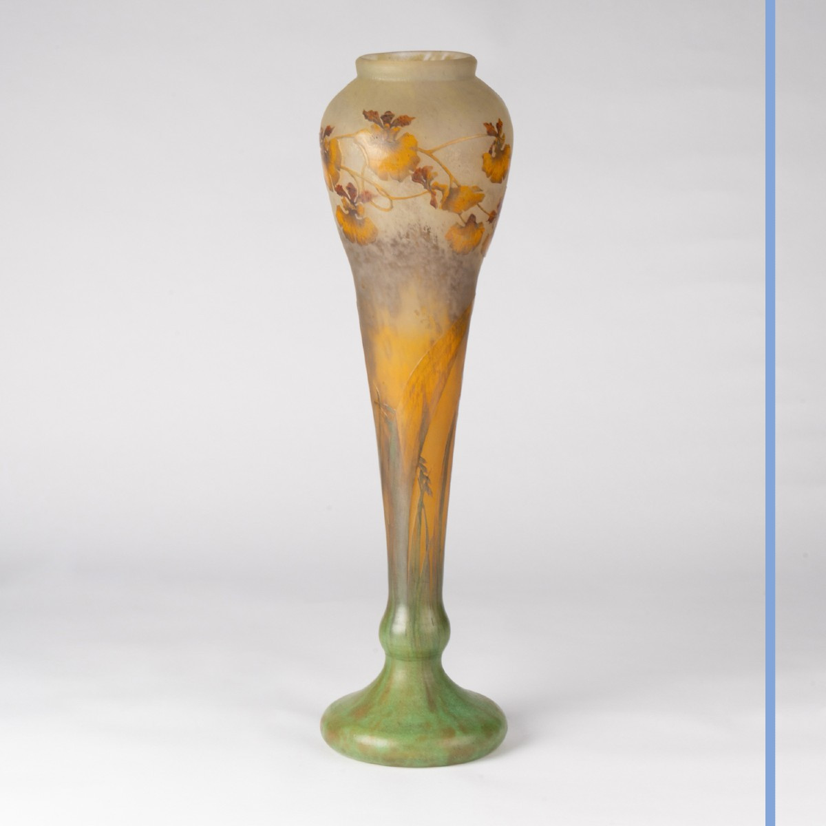 Proantic: Daum Nancy With The Cross Of Lorraine, Vase With Orchids, 19