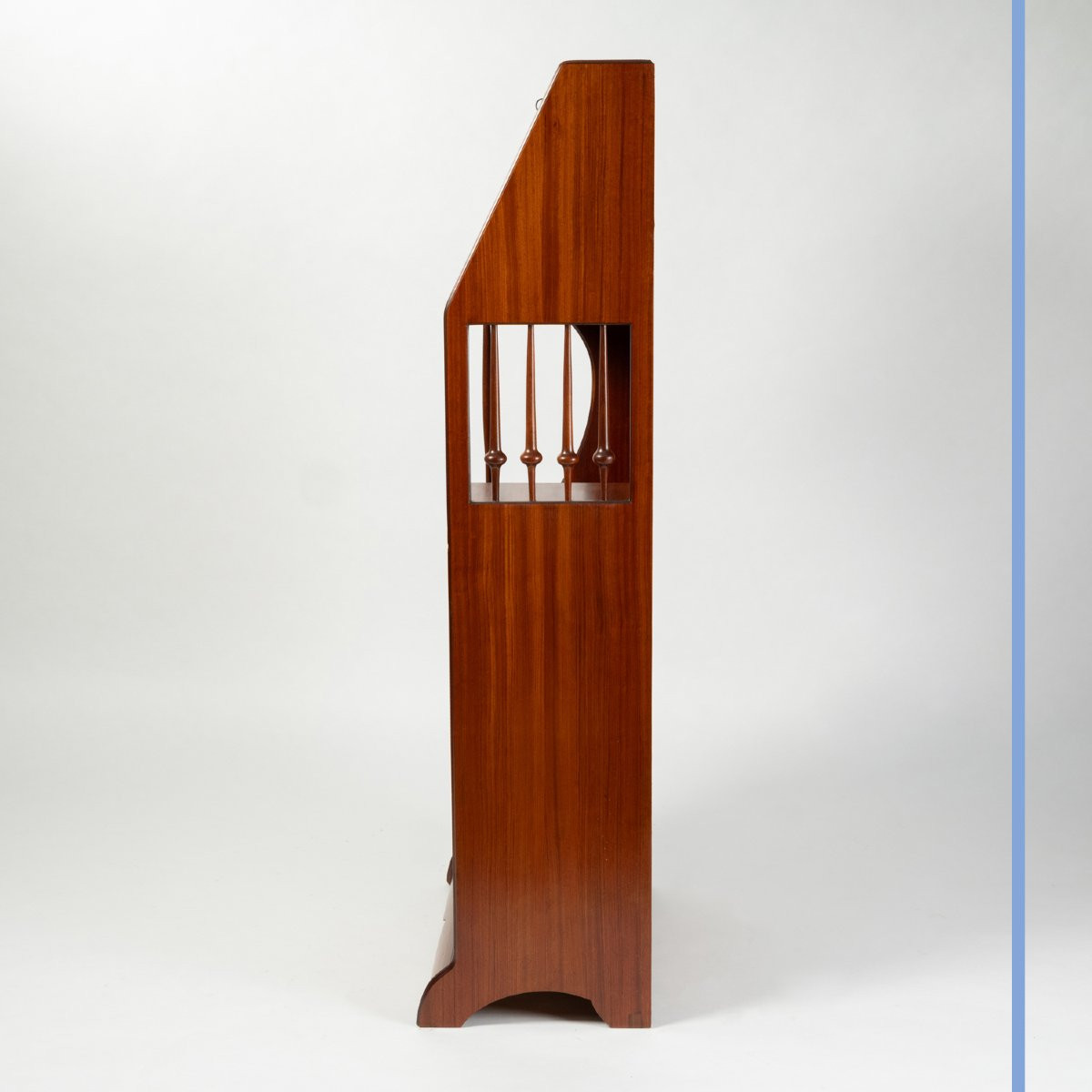 Louis Majorelle (1859-1926), Music Cabinet In Walnut Veneer With Flower Marquetry, 19th-photo-1
