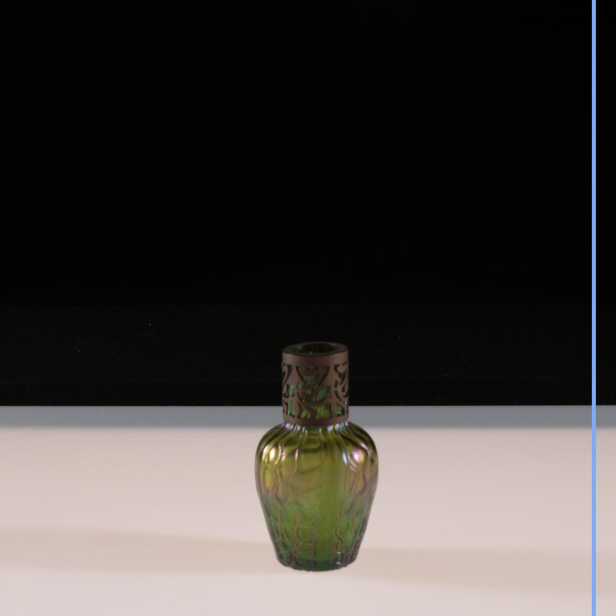 Vase dans le goût de Loetz(1836-1947), XXe