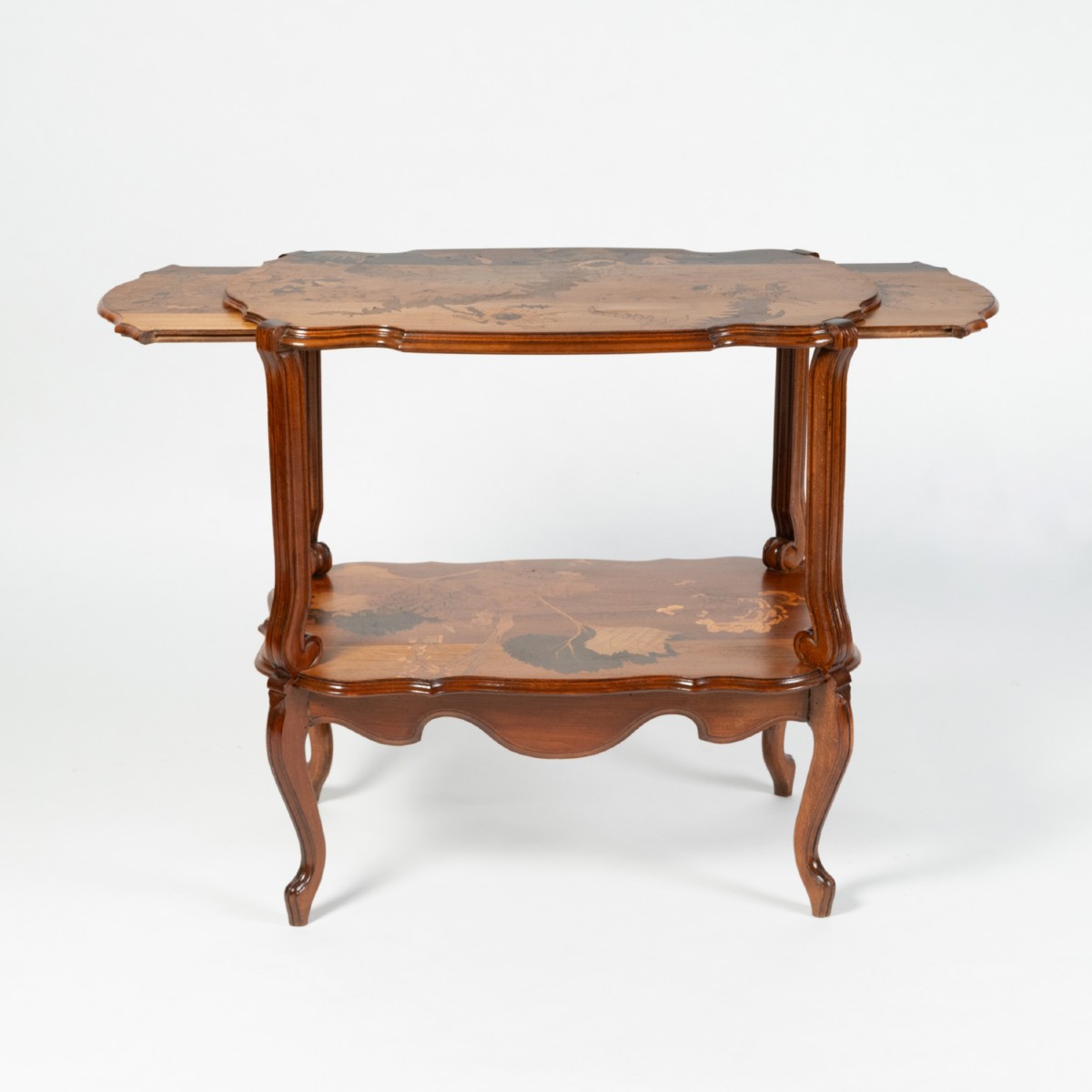 Émile Gallé (1846-1904), table à thé à deux plateaux latéraux ouvrants, XIXe