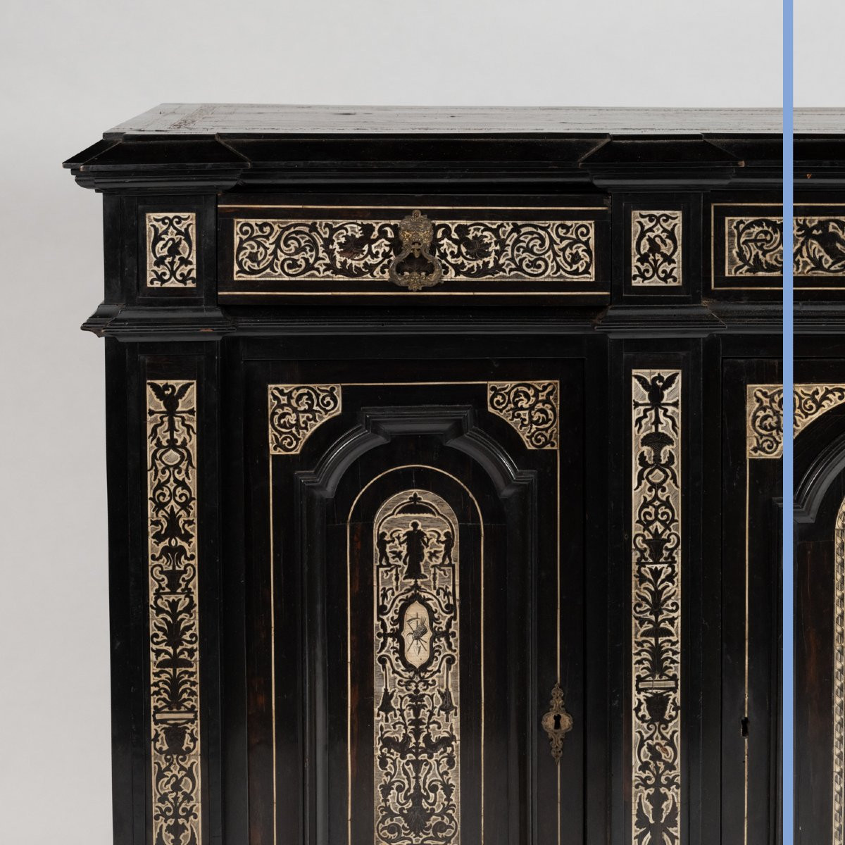 Italian Cabinet At Support Height In Blackened Wood And Inlay, 19th-photo-3