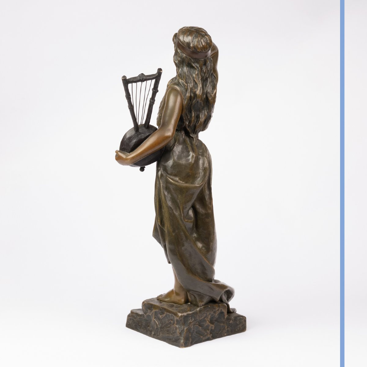 Emmanuel Villanis (1858-1914),  Bohémienne , bronze à patine brune et médaille,  XIXe-photo-2