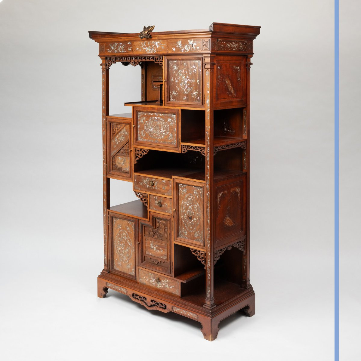 Gabriel Viardot (1830 - 1906), cabinet en bois exotique et nacre, XIXe-photo-2