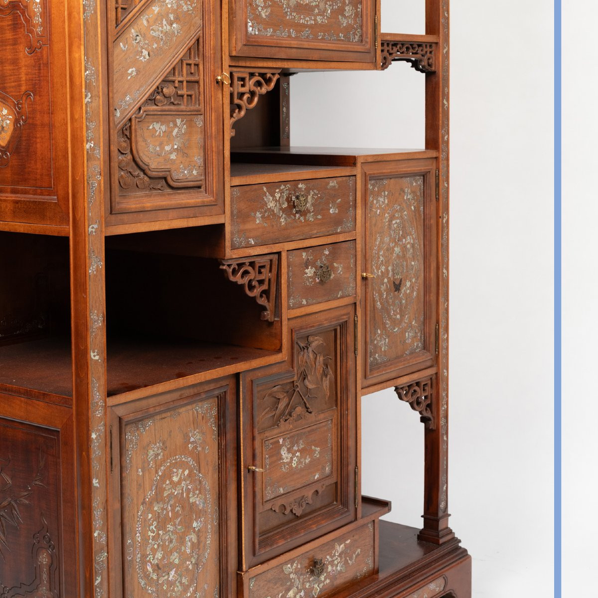 Gabriel Viardot (1830 - 1906), cabinet en bois exotique et nacre, XIXe-photo-7
