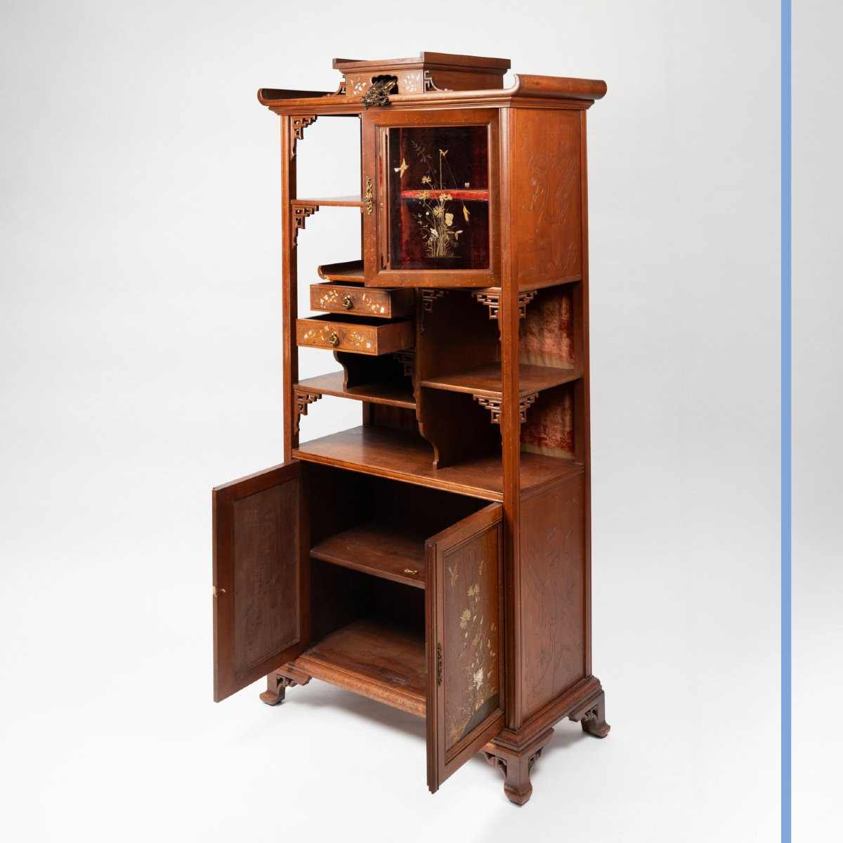 In The Style Of Gabriel Viardot (1830-1906), Cabinet In Exotic Wood And Mother-of-pearl, 19th-photo-3