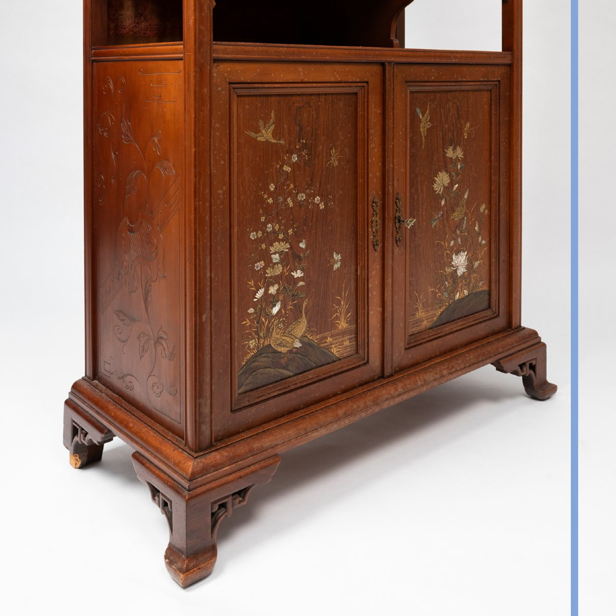 In The Style Of Gabriel Viardot (1830-1906), Cabinet In Exotic Wood And Mother-of-pearl, 19th-photo-6