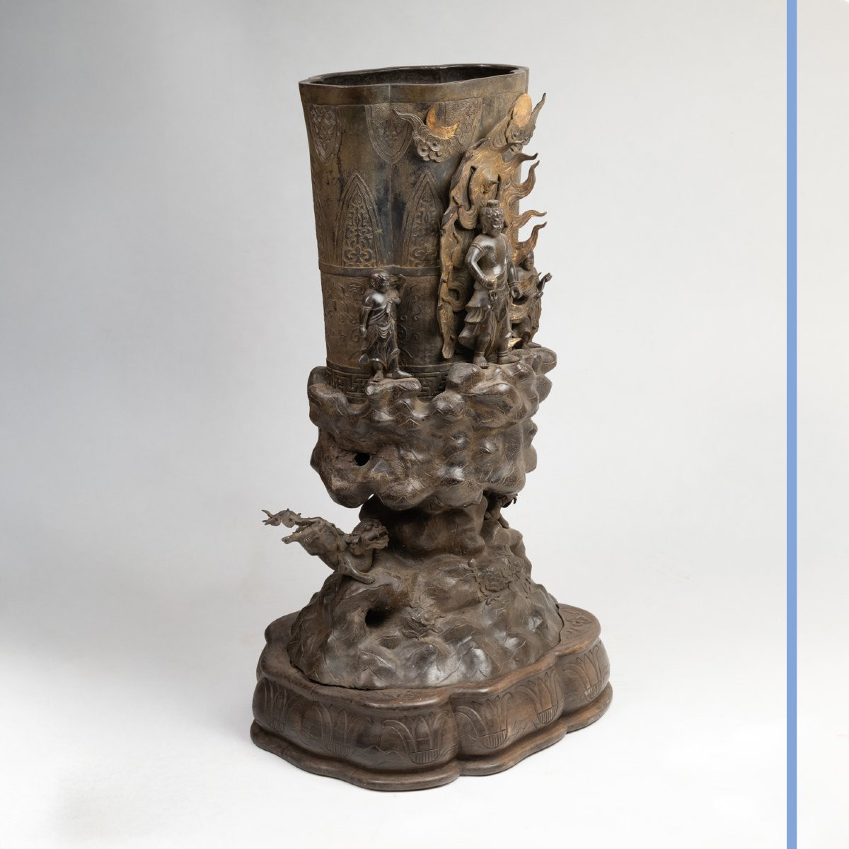 Japan, Bronze Incense Burner And Wooden Base, 20th-photo-2