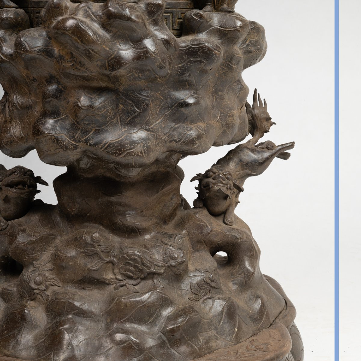 Japan, Bronze Incense Burner And Wooden Base, 20th-photo-3