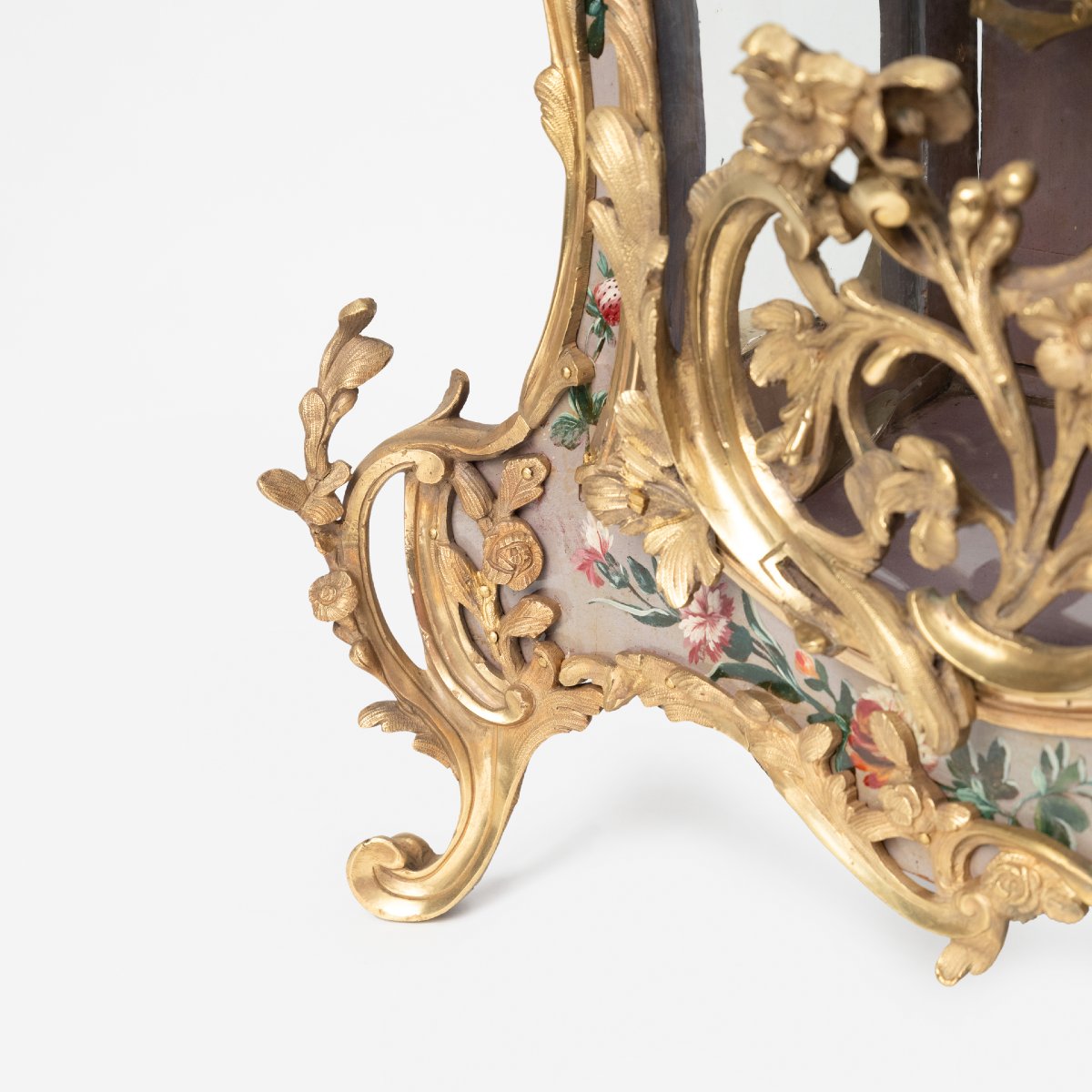 Cartel et son cul de lampe en bois peint et bronze dor&eacute;, XVIIIe-photo-5