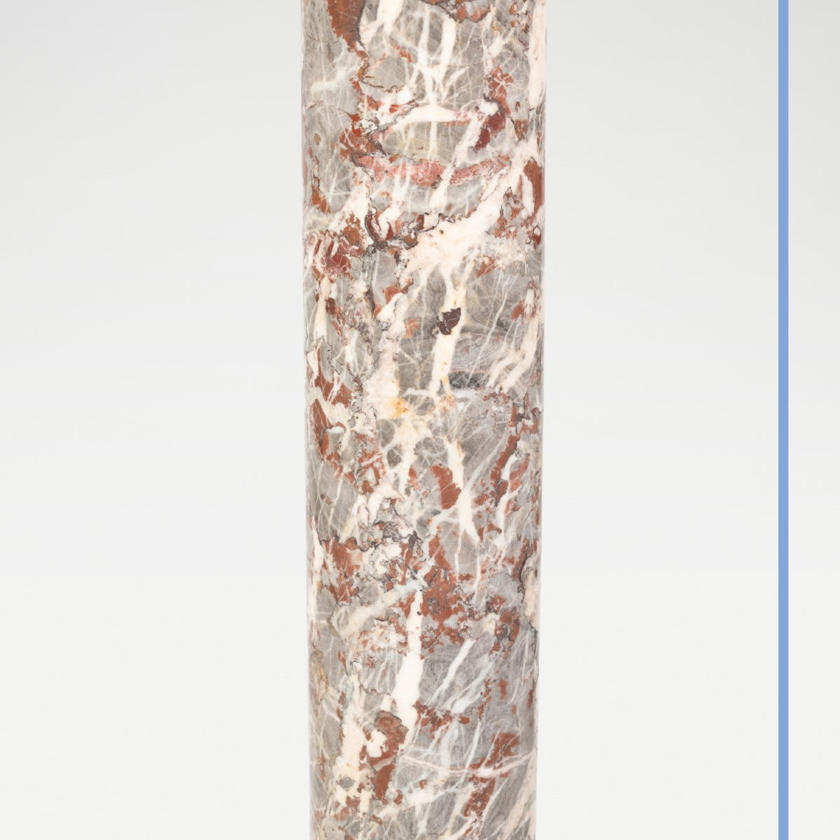 Colonne en marbre rouge veiné blanc orné de bronze doré, XXe-photo-2