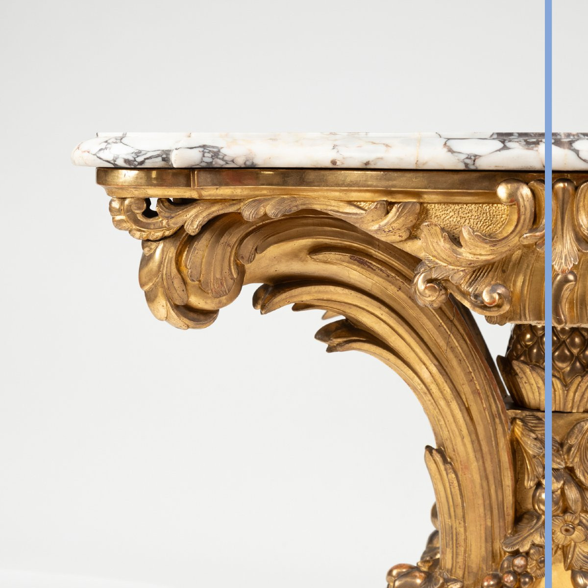 Console &agrave; l'ananas en bois sculpt&eacute; et dor&eacute; d'&eacute;poque Napol&eacute;on III, XIXe-photo-2