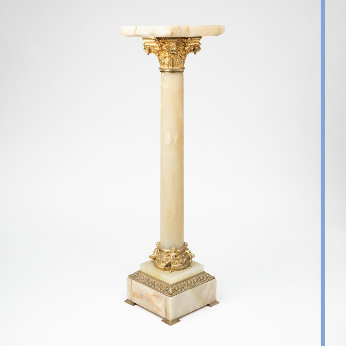 Sellette en onyx et bronze doré aux putti, XIXe-photo-2