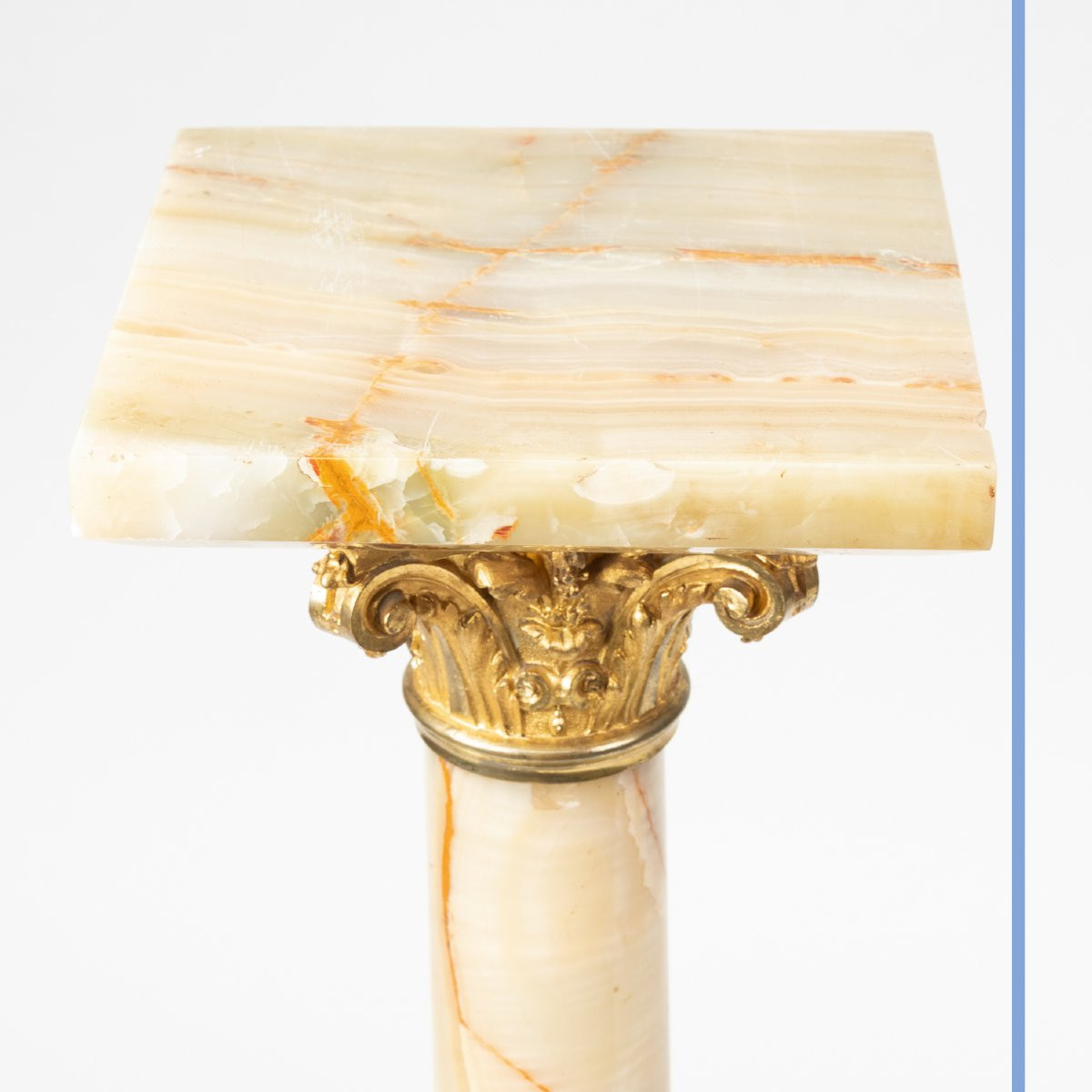 Sellette en onyx et bronze doré aux putti, XIXe-photo-3