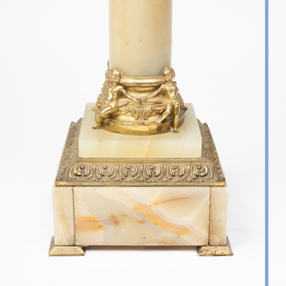 Sellette en onyx et bronze doré aux putti, XIXe-photo-5