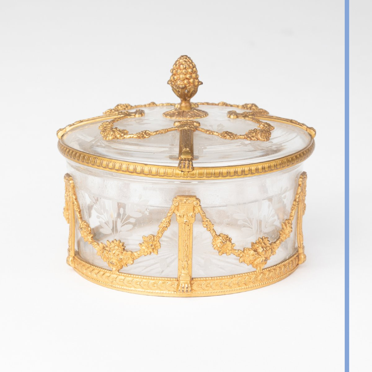 Bonbonnière en cristal taillé et bronze doré, XIXe-photo-2