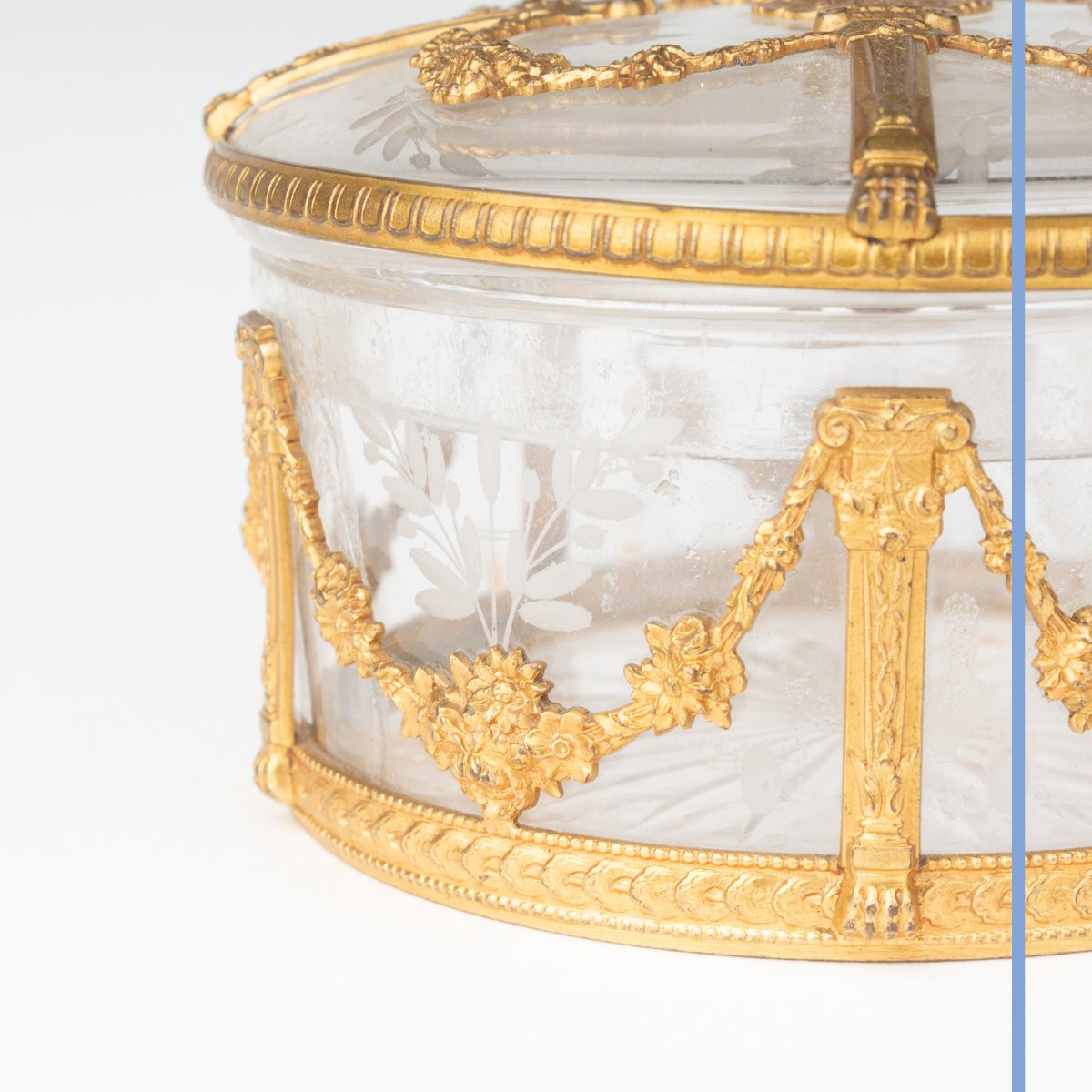 Bonbonnière en cristal taillé et bronze doré, XIXe-photo-3