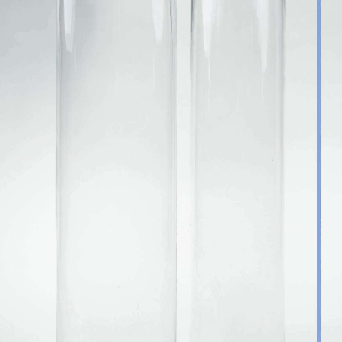 Paire de vases pour Lys en verre, XXe-photo-4