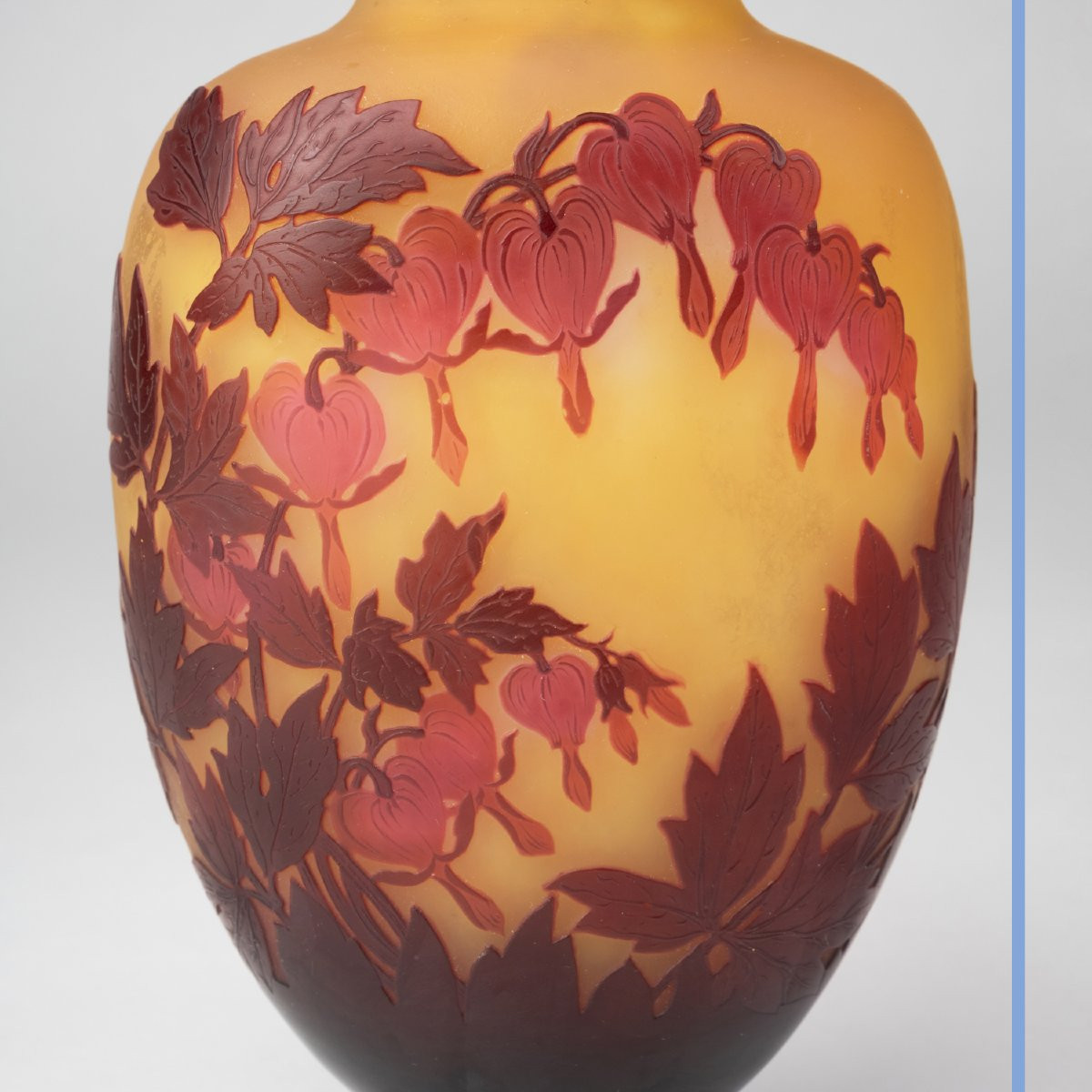 Gallé Workshop (1904-1936), Multi-layered Glass Vase With Fuchsias, 19th-photo-3