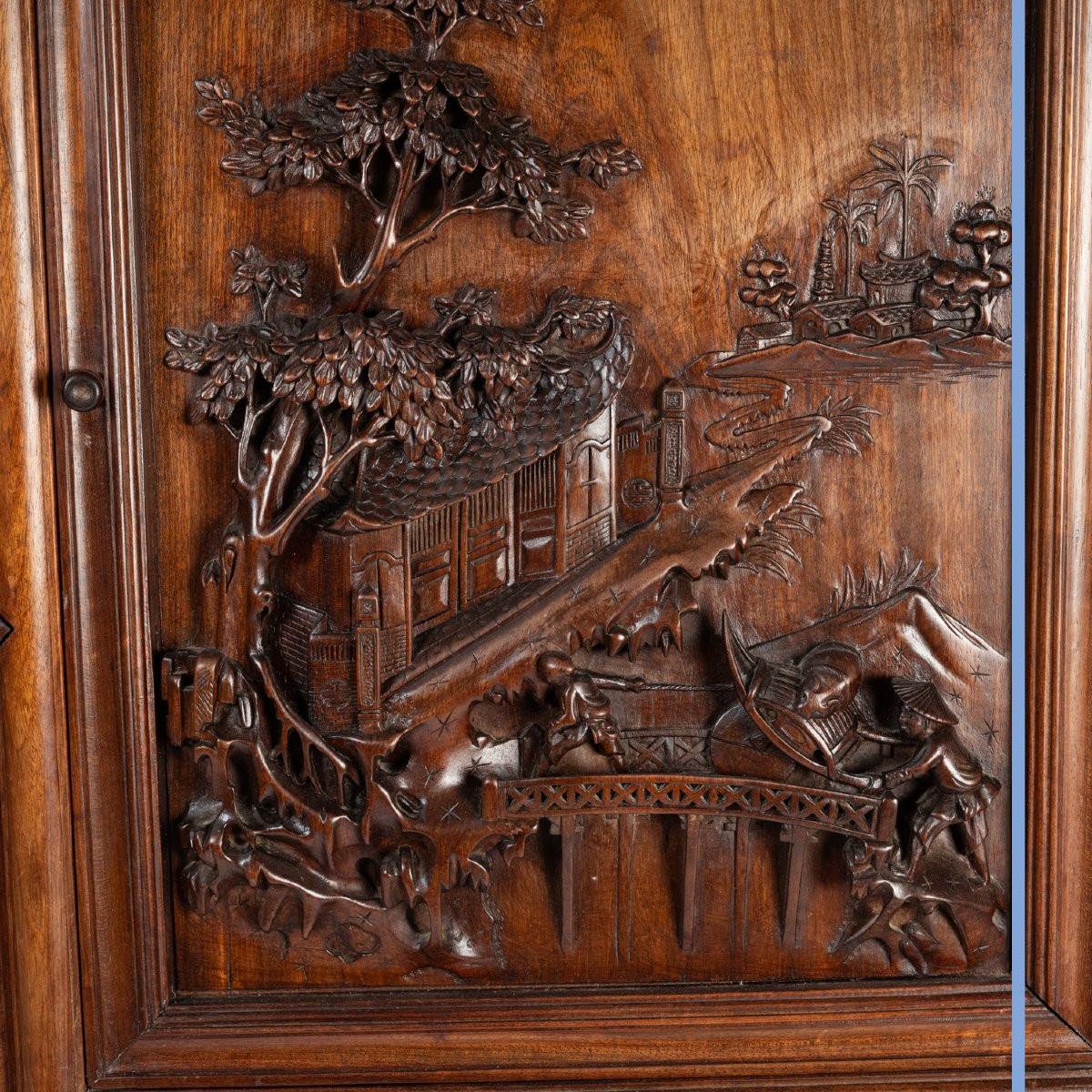 Indochinese Cabinet With A Dragon In Carved Exotic Wood, 20th Century-photo-3