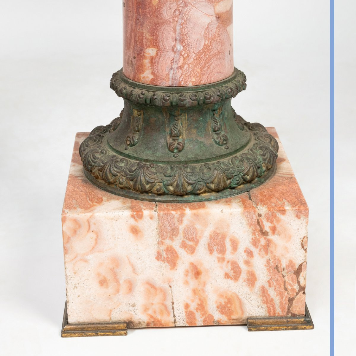 Paire de colonnes en marbre rose et bronze doré, XIXe-photo-5