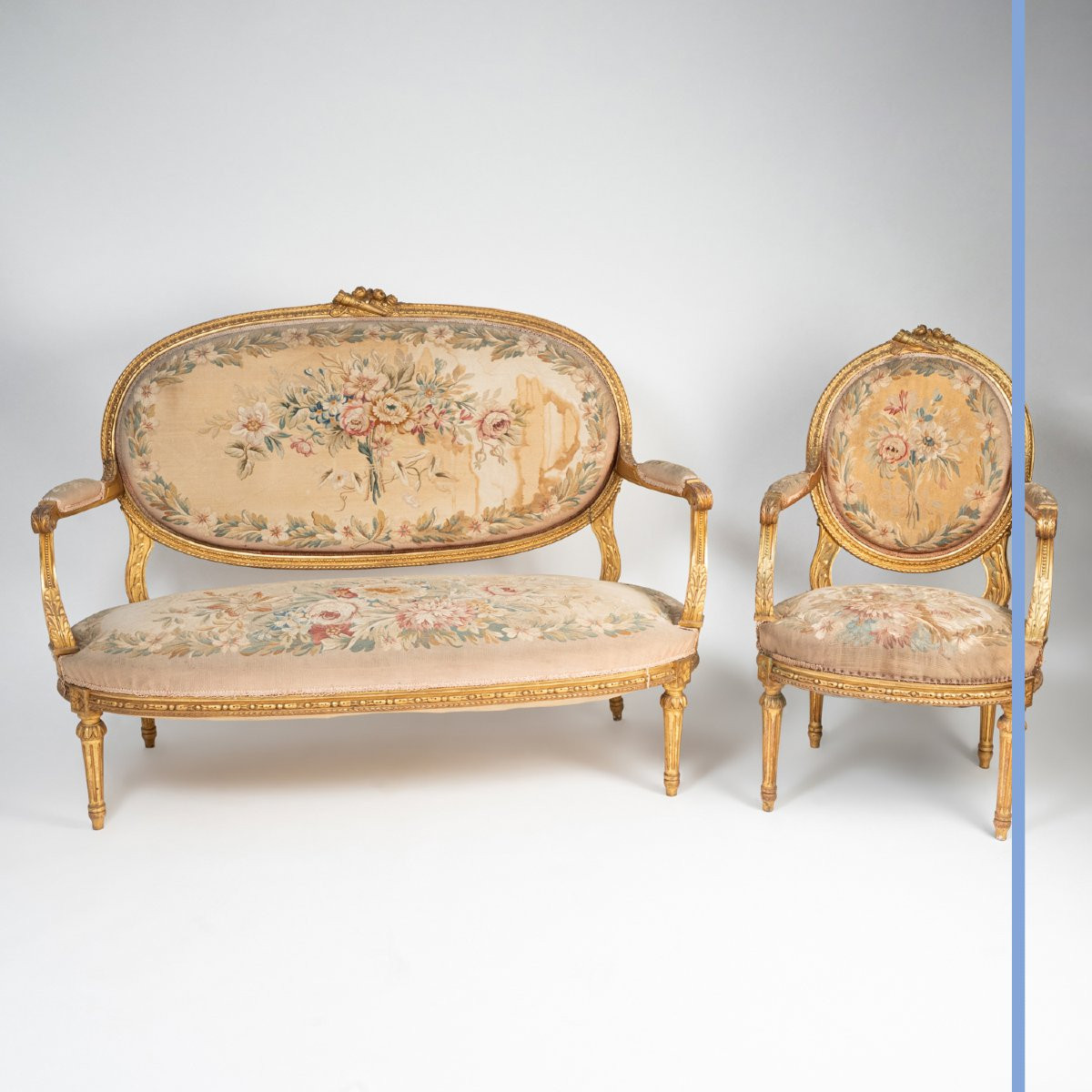 Living Room Set Consisting Of A Bench And Four Armchairs In Giltwood And Tapestry, 19th Century-photo-2