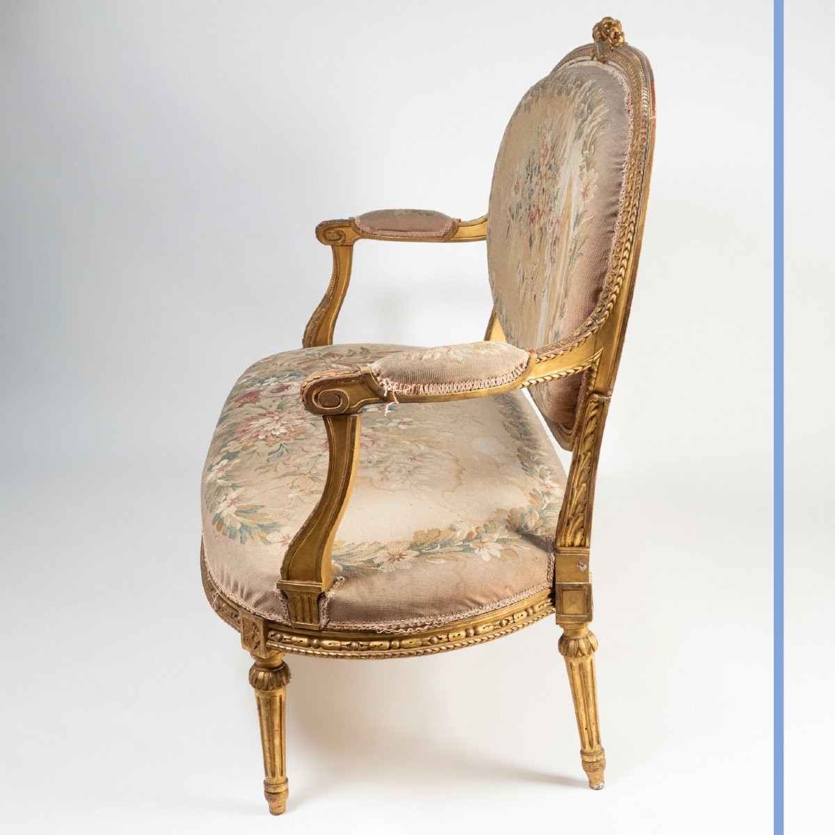 Living Room Set Consisting Of A Bench And Four Armchairs In Giltwood And Tapestry, 19th Century-photo-3