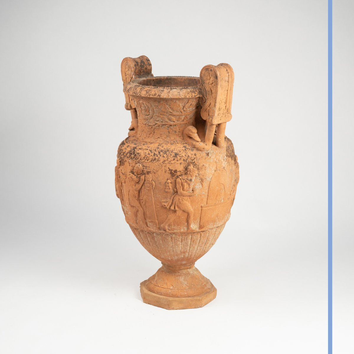 Vase à l'antique en terre cuite, XIXe-photo-2