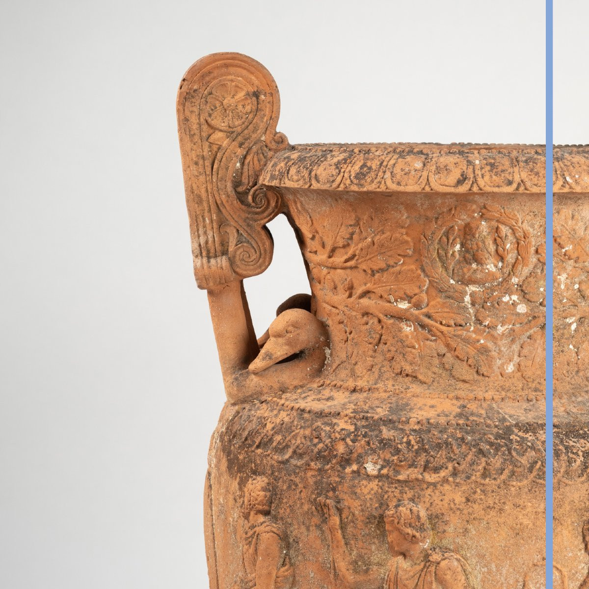 Vase à l'antique en terre cuite, XIXe-photo-1