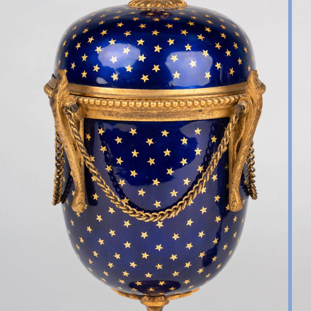 Paire de pots couverts en cuivre émaillé et bronze doré, XIXe-photo-4