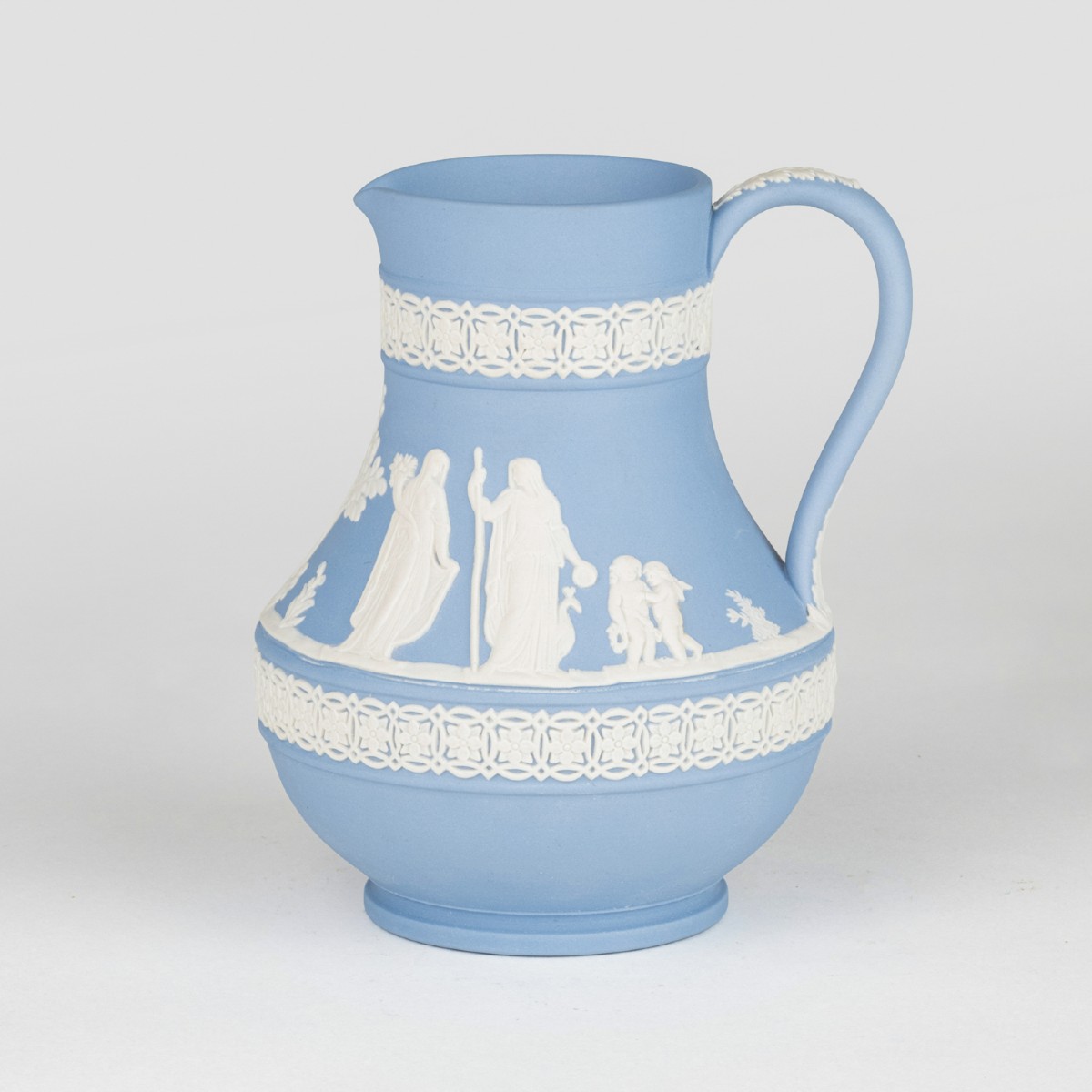 Carafe en porcelaine de Wedgwood, XXe