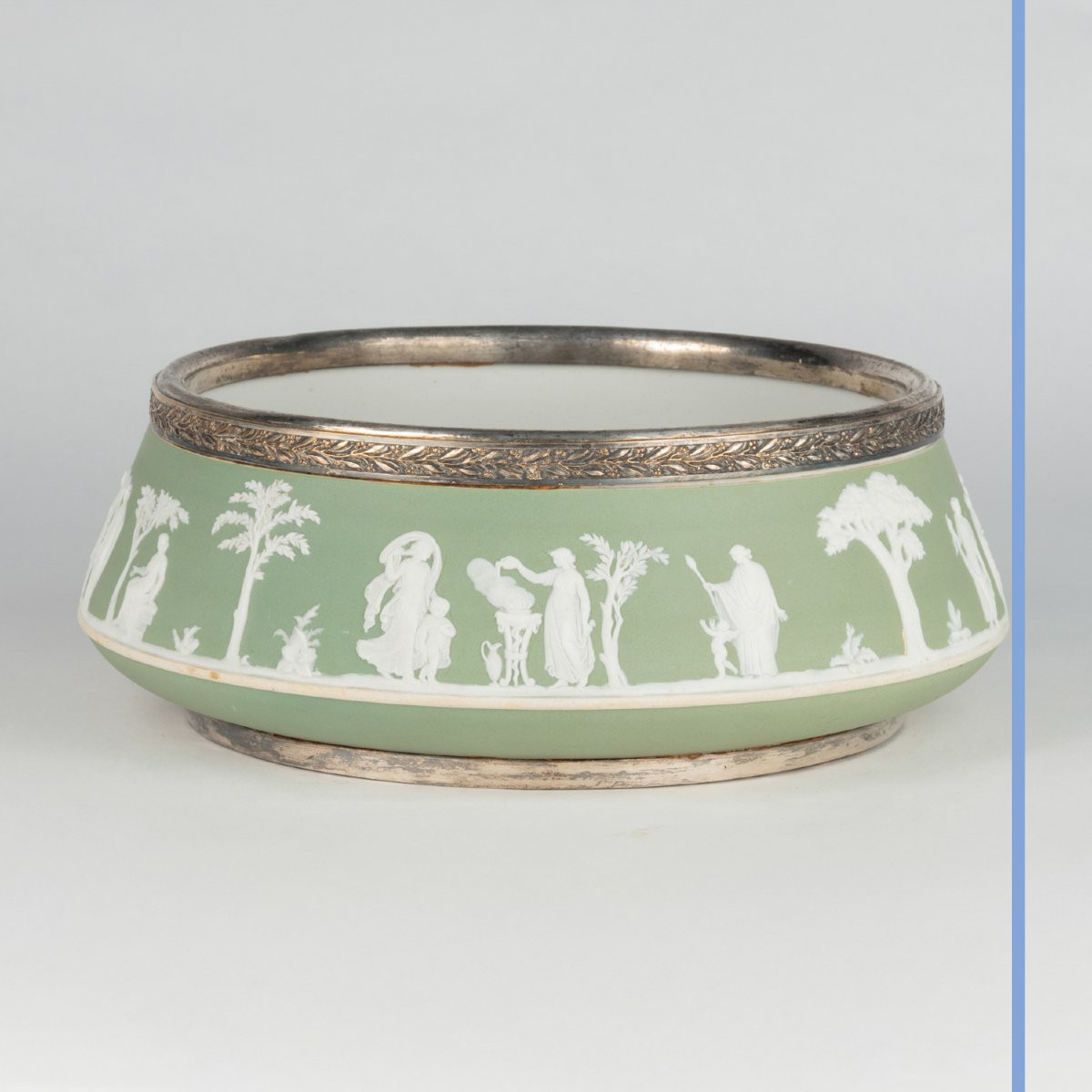 Coupe en porcelaine de Wedgwood et métal argenté, XXe-photo-2