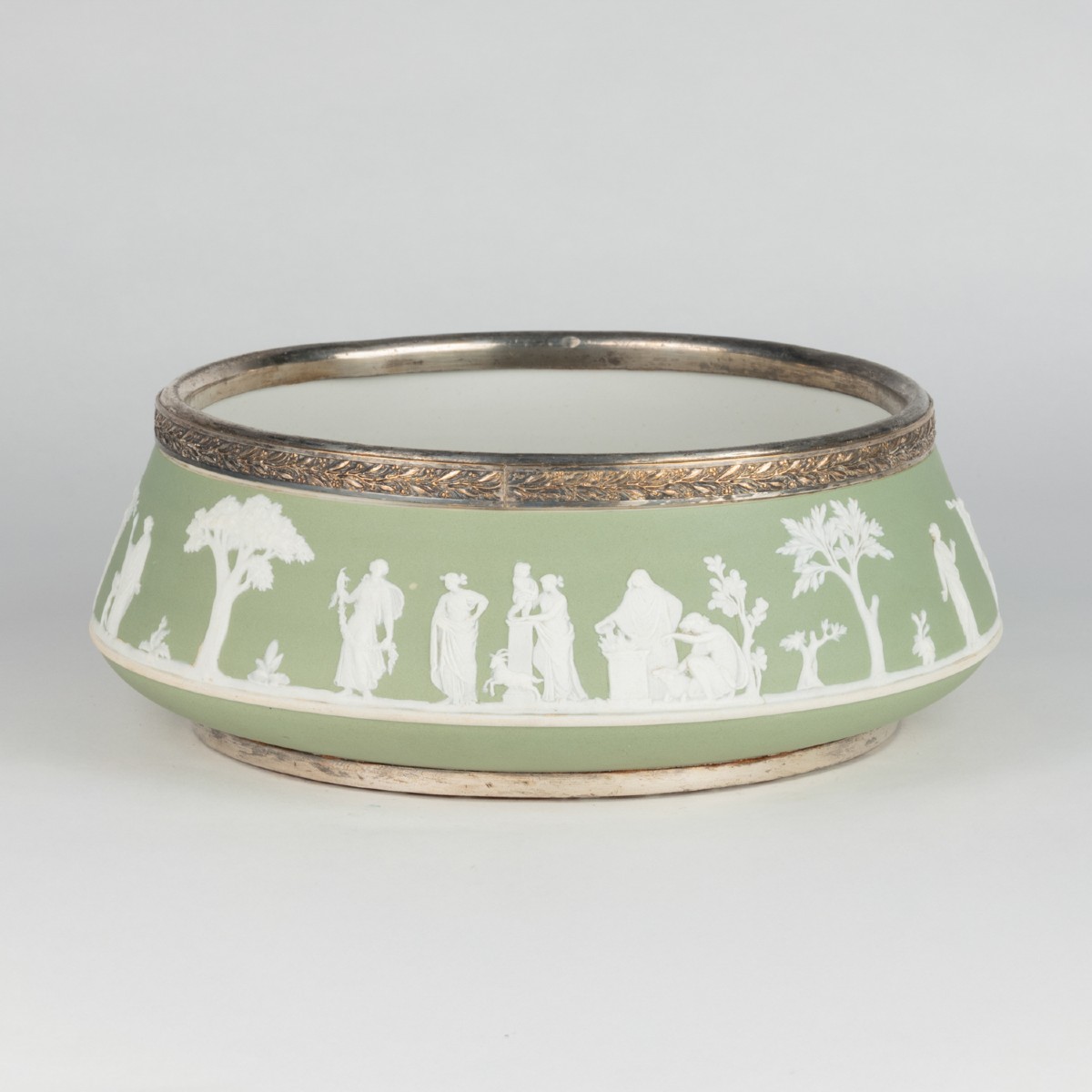 Coupe en porcelaine de Wedgwood et métal argenté, XXe