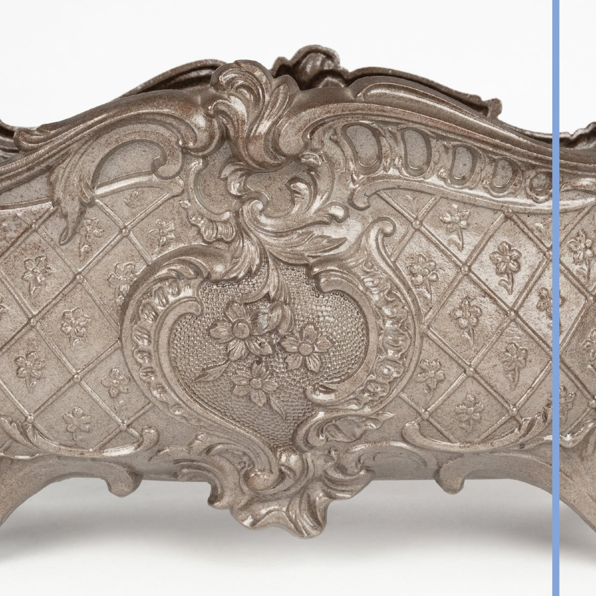 Deville Paillette, Jardinière de style Louis XV en fonte, XXe-photo-3