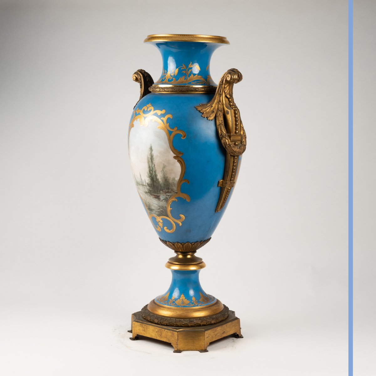 In The Style Of The Manufacture De Sèvres, Porcelain And Gilt Bronze Vase, 19th Century-photo-1