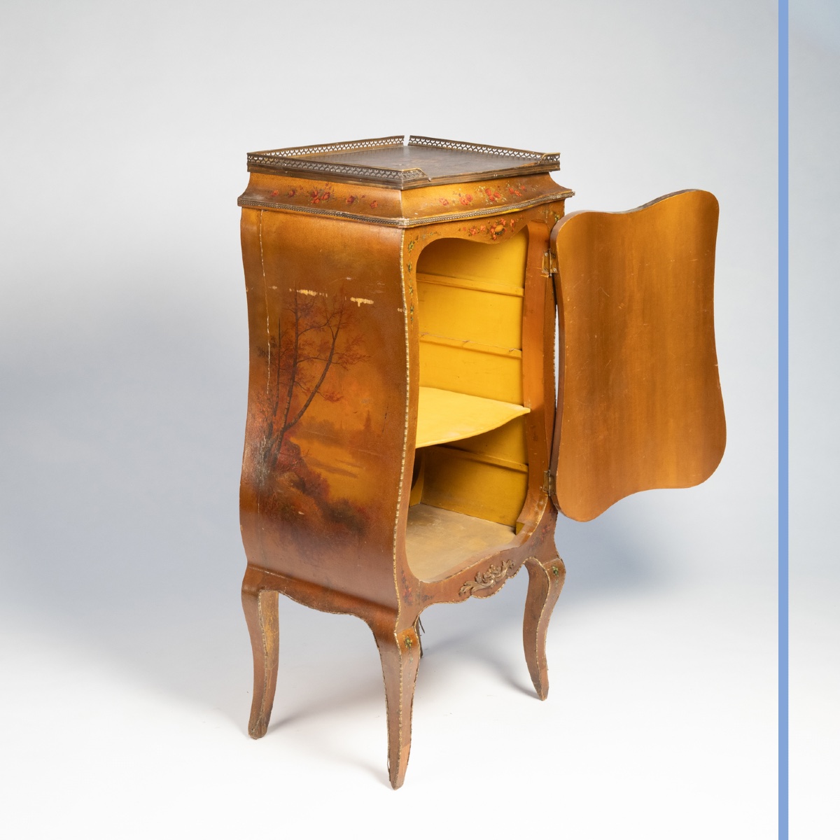 19th-century Louis XV-style Varnished Wooden Cabinet By Martin -photo-3