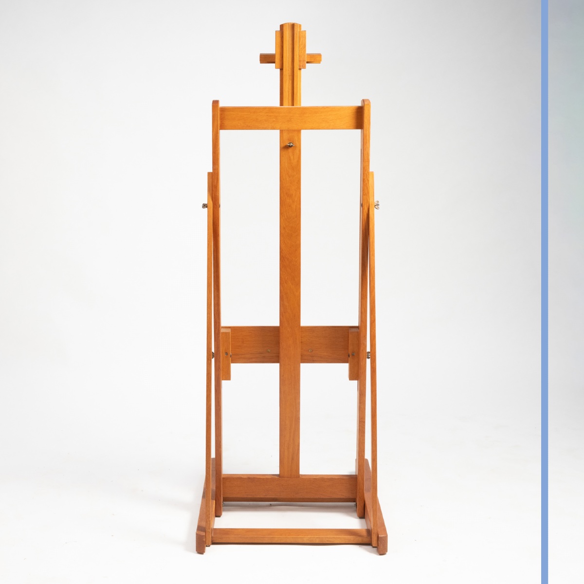 Oak Easel, XXth Century-photo-4