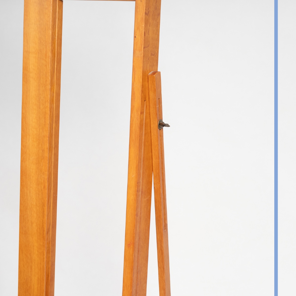 Oak Easel, XXth Century-photo-6