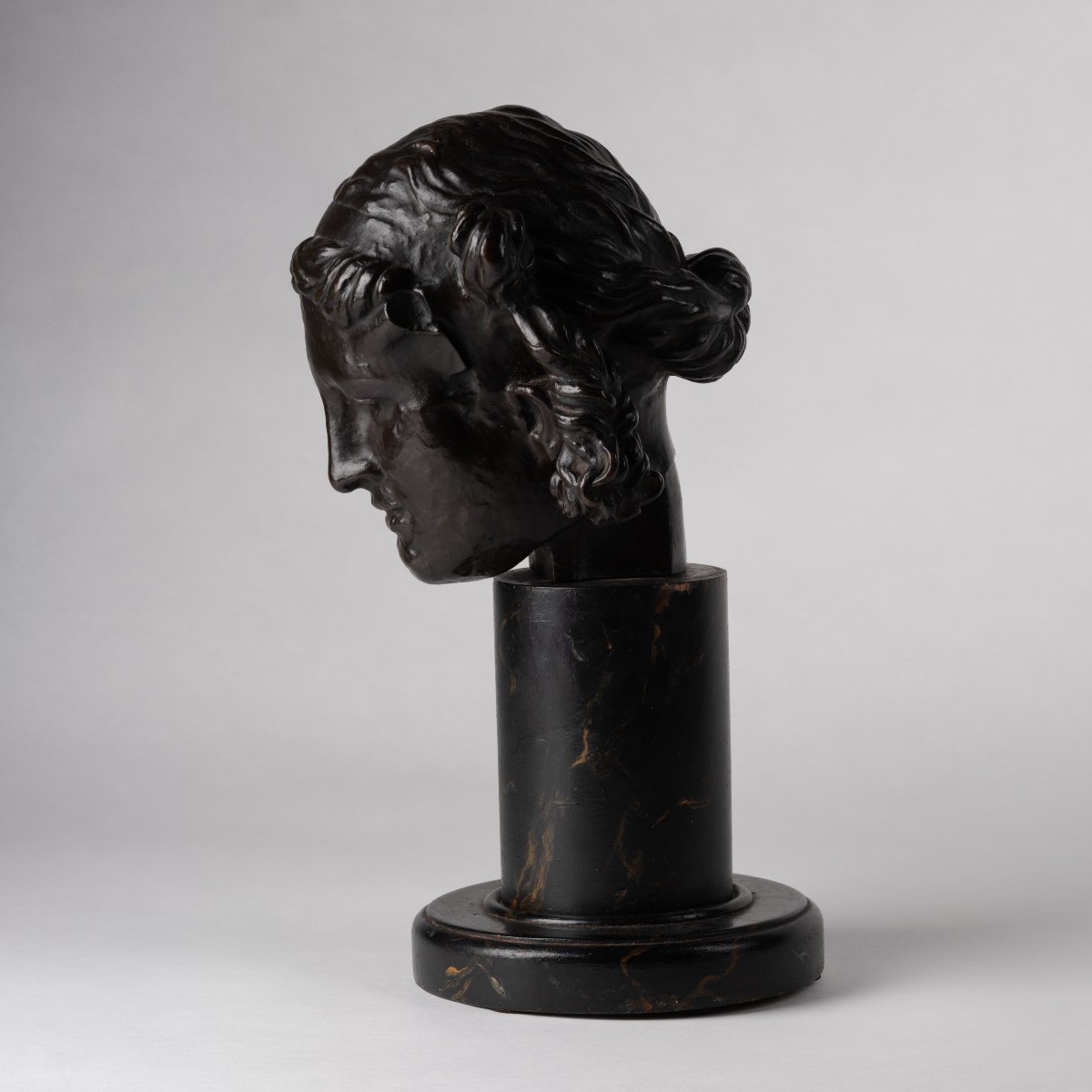 Giovanni Nisini (19th Century), Head Of Hypnos After An Ancient Model, Bronze, 19th-photo-3